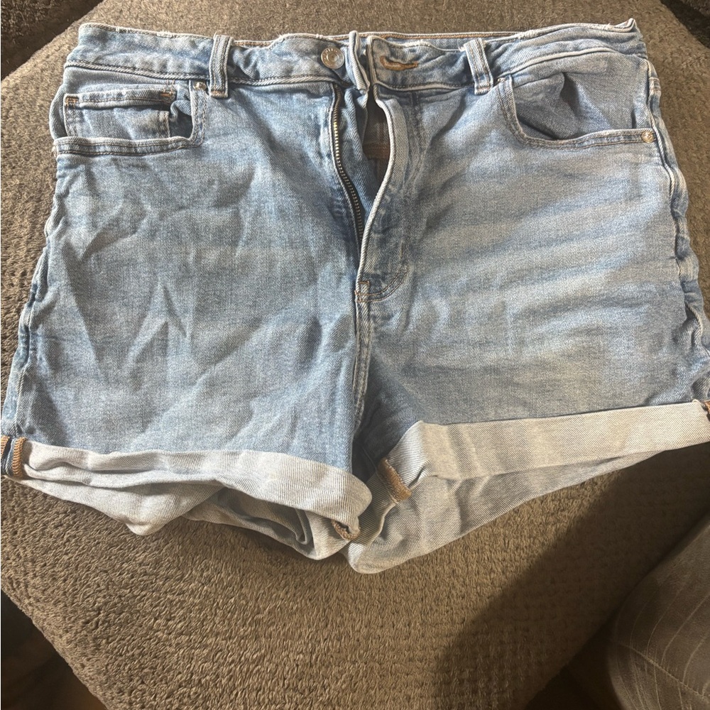 American Eagle Outfitters Light Blue Jean Shorts